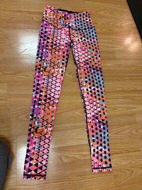 Victoria’s Secret Multicolor Geo-Print Leggings Size XSmall Bright Pink & Orange